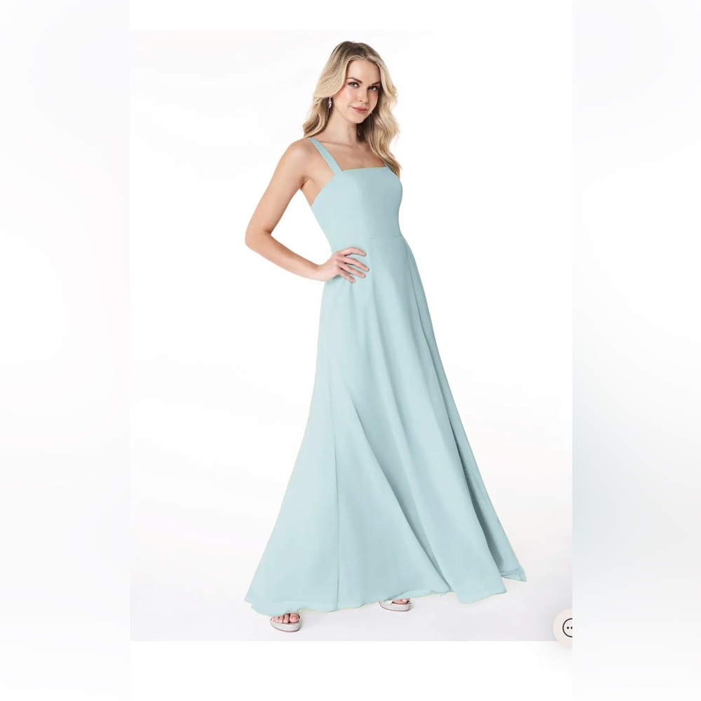 Azazie Jay Elegant Blue Women's Bridesmaid dress in mist size 10 NWT
